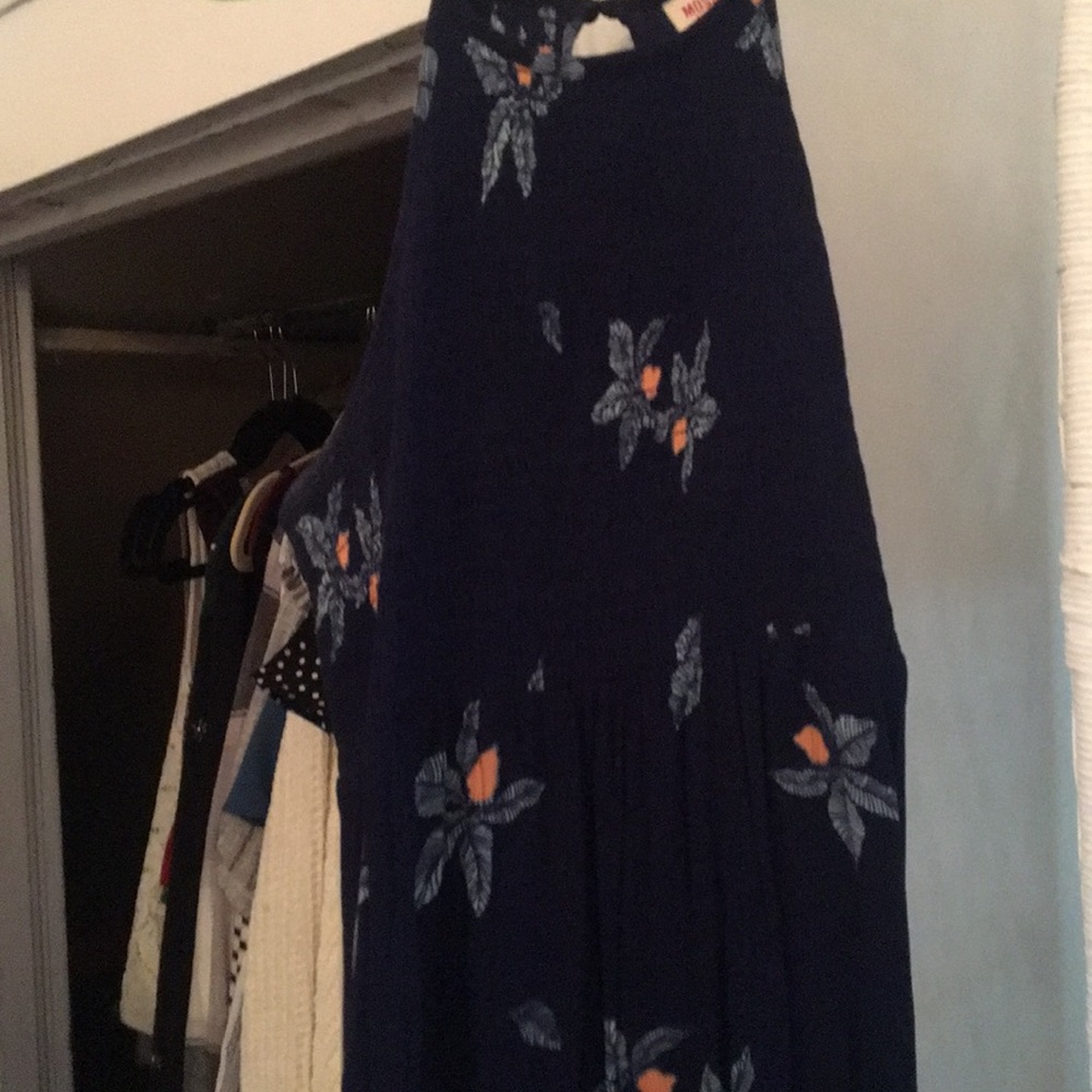 mid thigh blue floral dress